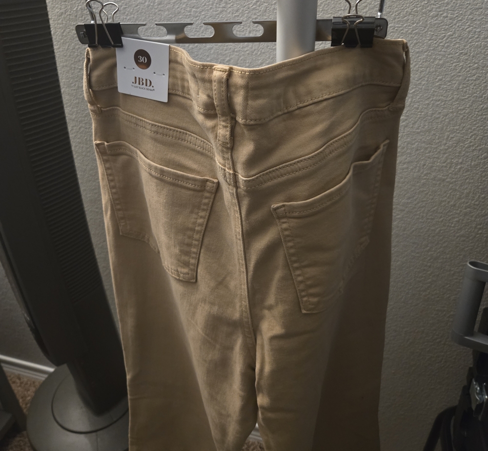 High-Rise Women's Jeans in Khaki